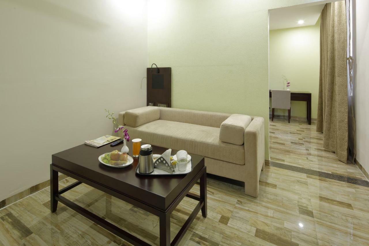 Regenta Inn Ranip Ahmedabad Exterior photo